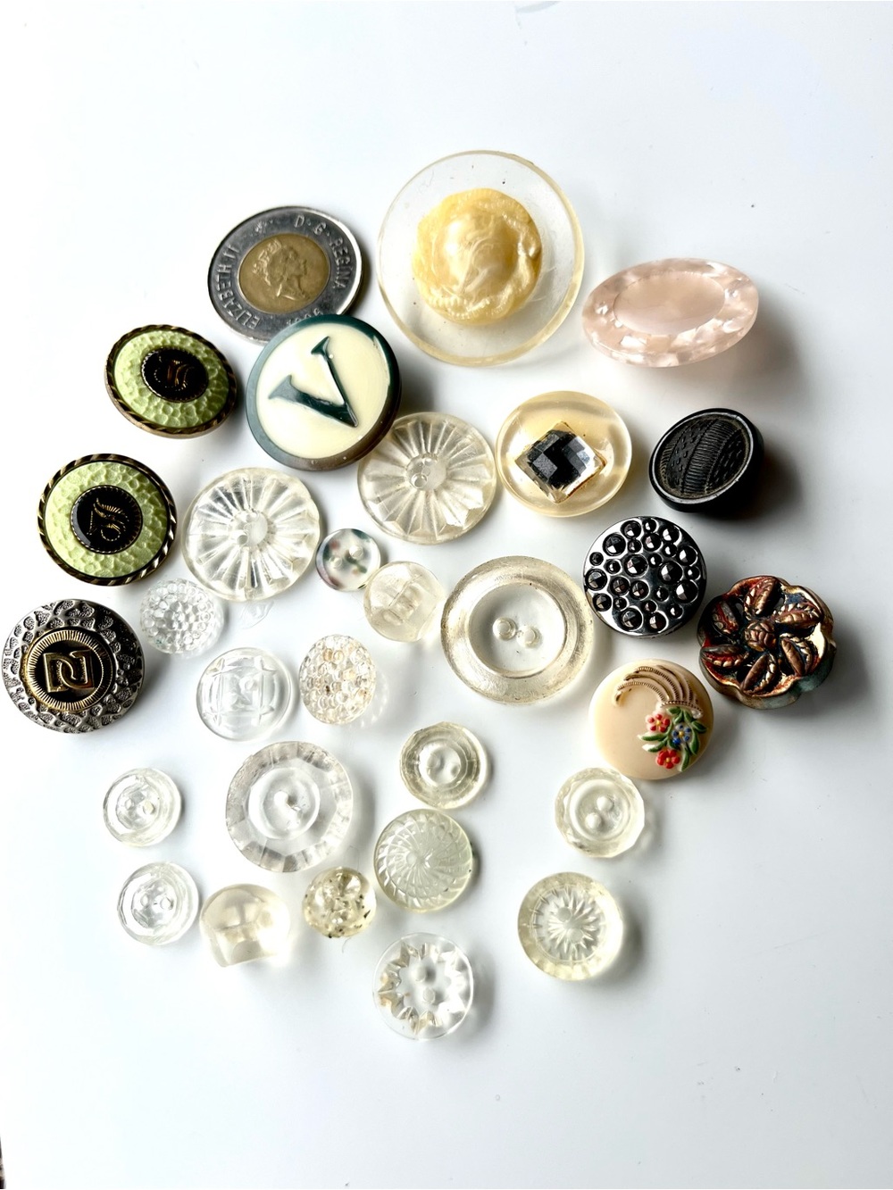 Vintage 50s Assorted Plastic Buttons